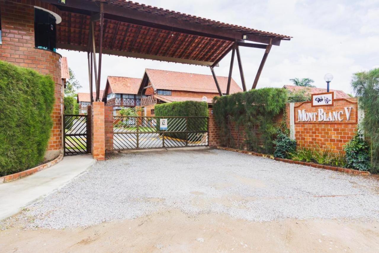 Lindo Chale Em Gravata - Condominio Mont Blanc V Zewnętrze zdjęcie